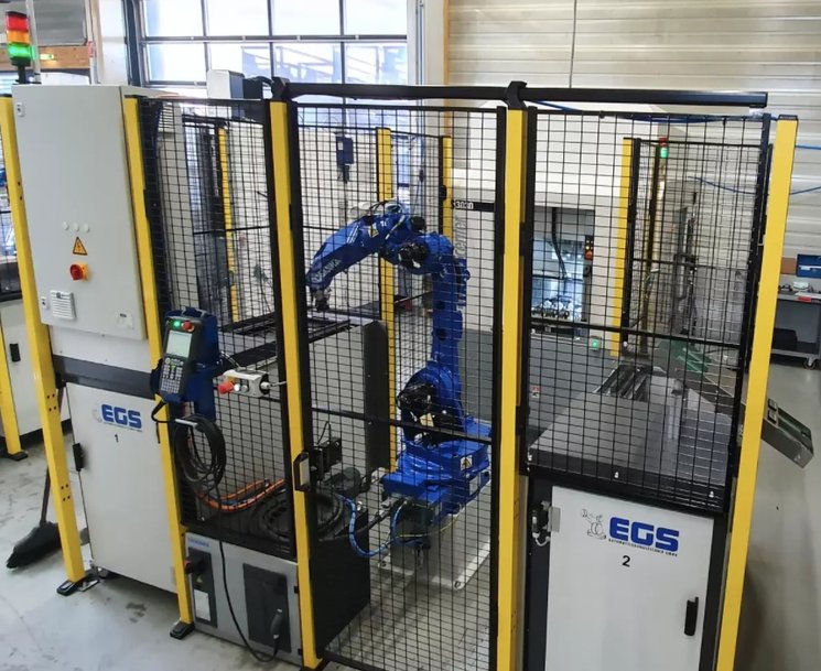 MOTOMAN Roboter und Palettiersysteme von EGS automatisieren Werkzeugmaschine von Fintes